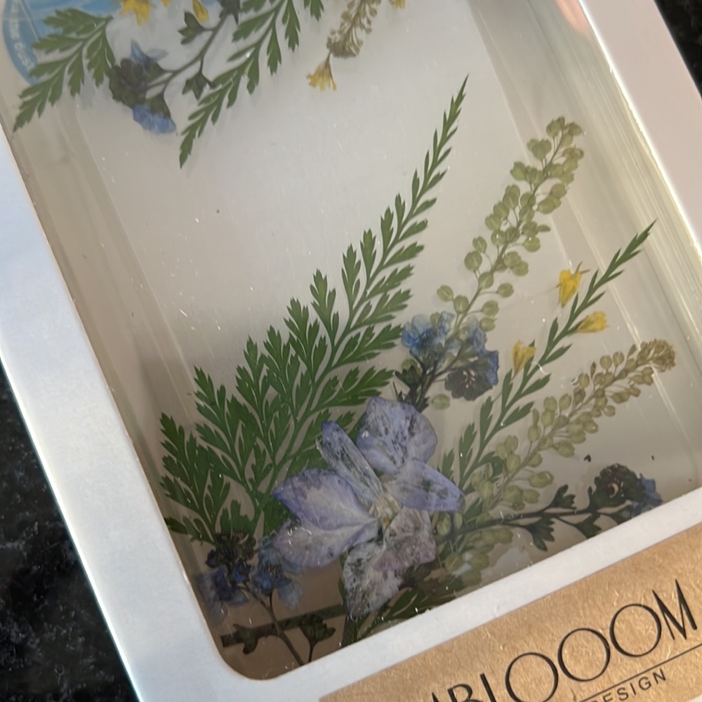 iPhone 13 pro max phone case. BRAND NEW! - Picture 3 of 3